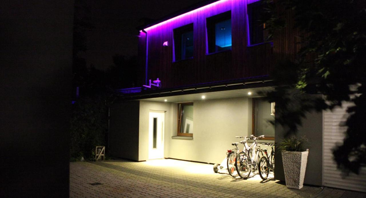 Lupoapartments Kosynierow Klimatyzacja Dostep Na Kod Lodz  Exterior photo