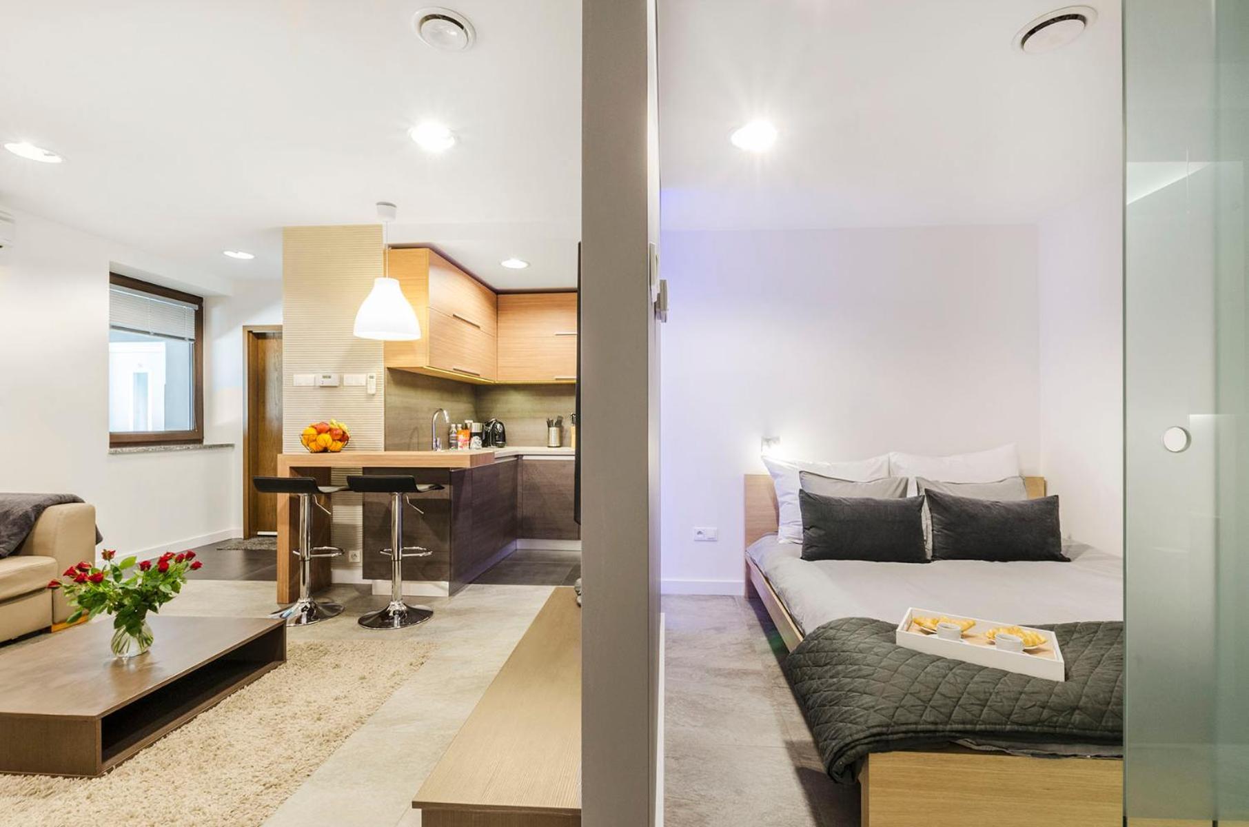 Lupoapartments Kosynierow Klimatyzacja Dostep Na Kod Lodz  Room photo